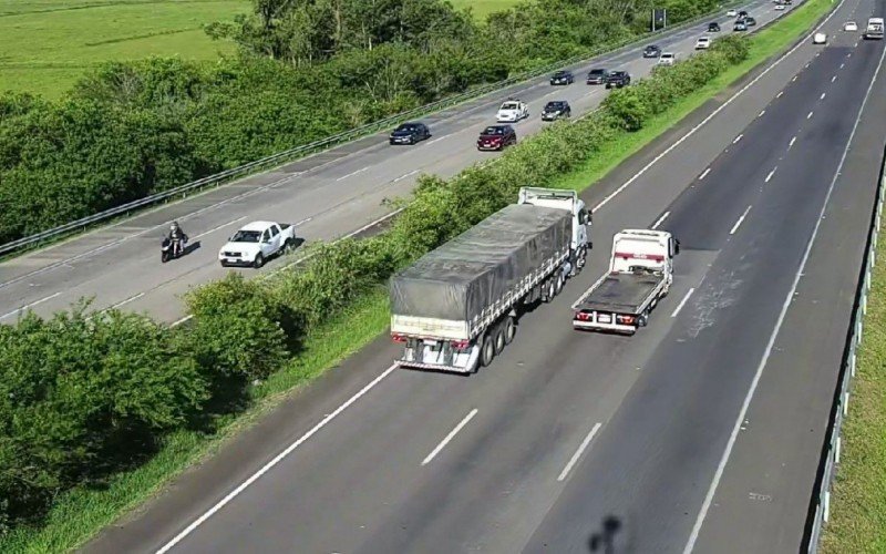 A concessionária estima que 73 mil automóveis retornem do litoral norte pela BR-290 neste domingo (5) | abc+
