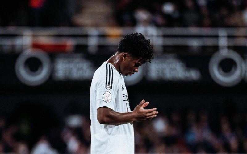 Endrick tem boa atuação, mas passa em branco em goleada do Real Madrid pela Copa do Rei | abc+