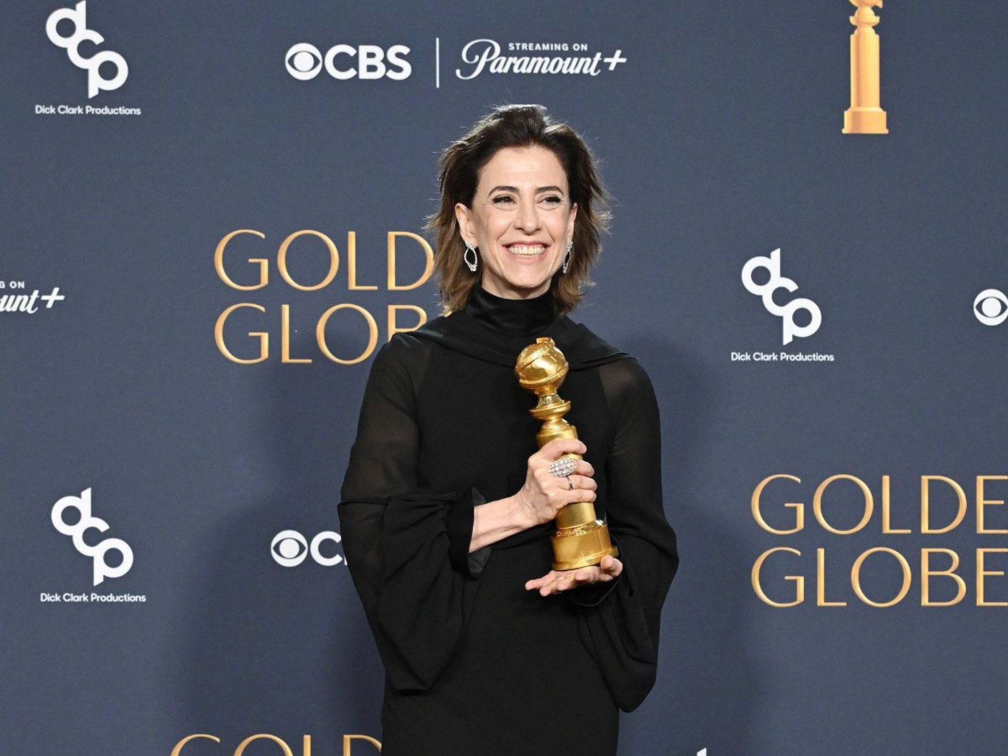 VÍDEO: Fernanda Torres é a primeira atriz brasileira a vencer o Globo de Ouro