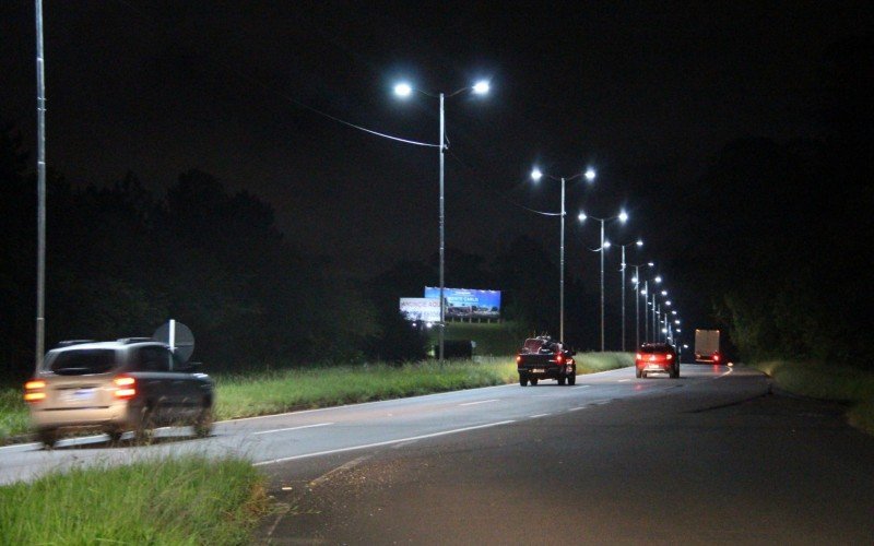 Iluminação na RS-239 deixa tráfego mais visível em Campo Bom