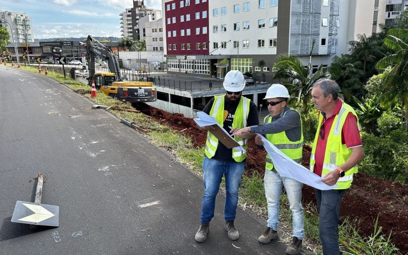 Obras junto ao viaduto Ayrton Senna são retomadas com construção de nova pista que garantirá acesso ao Centro de Novo Hamburgo