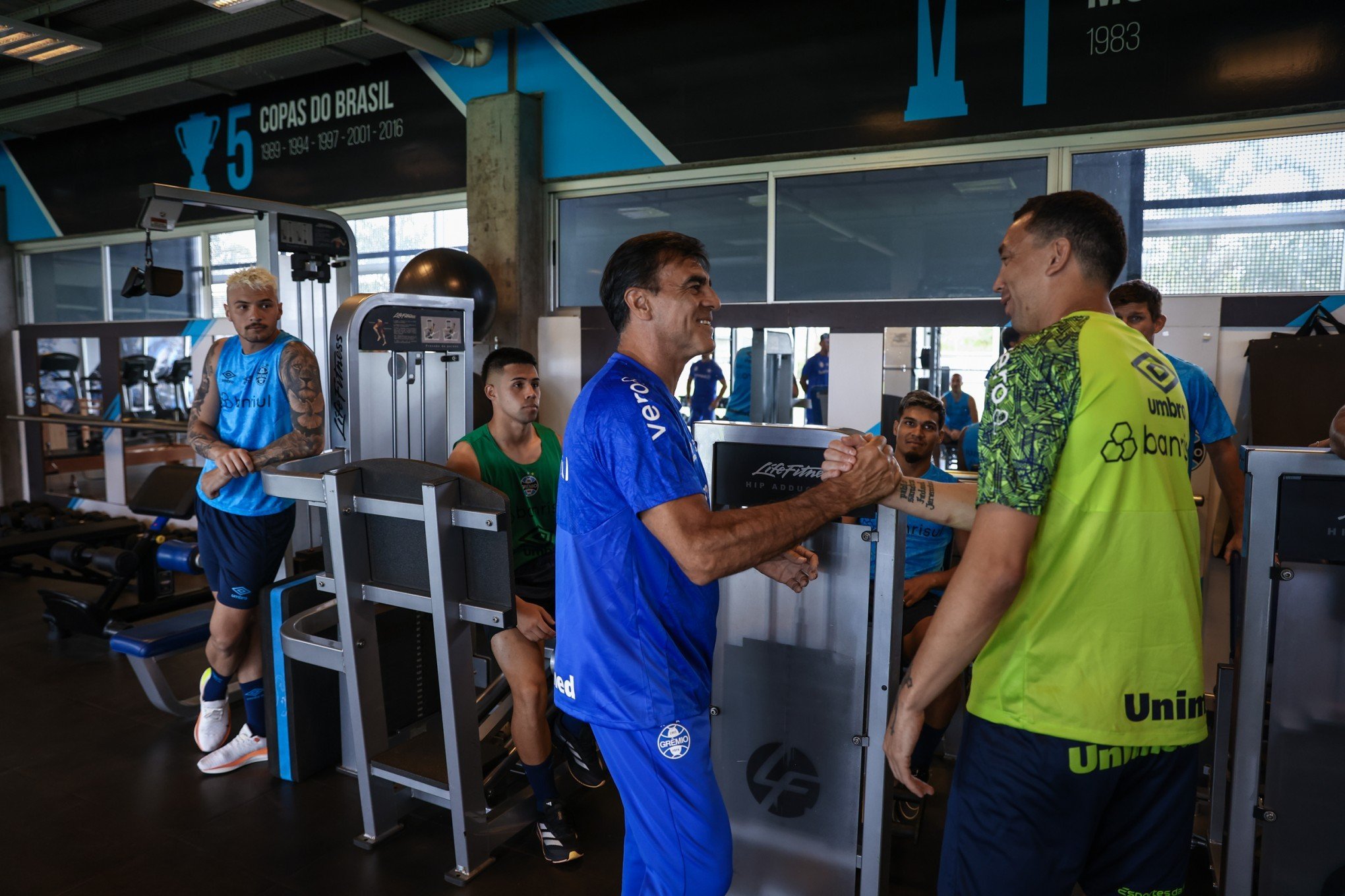 Grêmio se reapresenta e planeja três amistosos de pré-temporada; veja possíveis datas