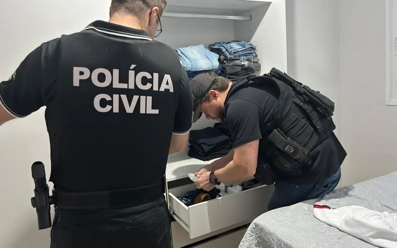 Polícia prende integrantes de grupo que furta carros para pegar cartões de vítimas e fazer transferências em dinheiro | abc+