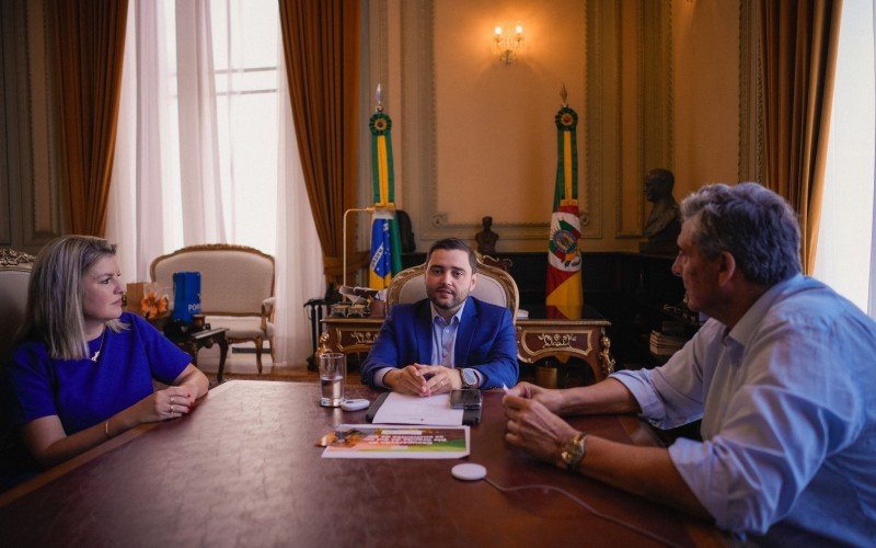 Encontro entre Feltes e Souza teve como objetivo estreitar laços entre governo estadual e municipal | abc+