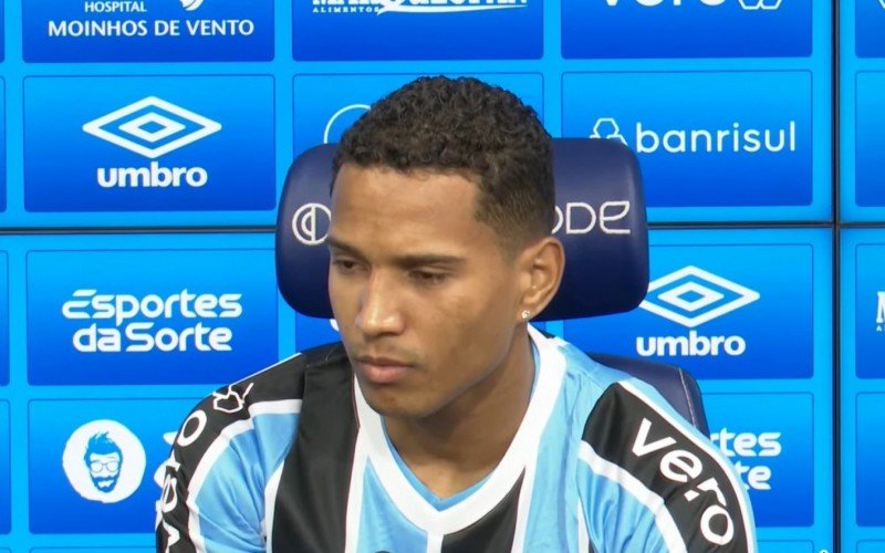 João Lucas é anunciado no Grêmio  | abc+