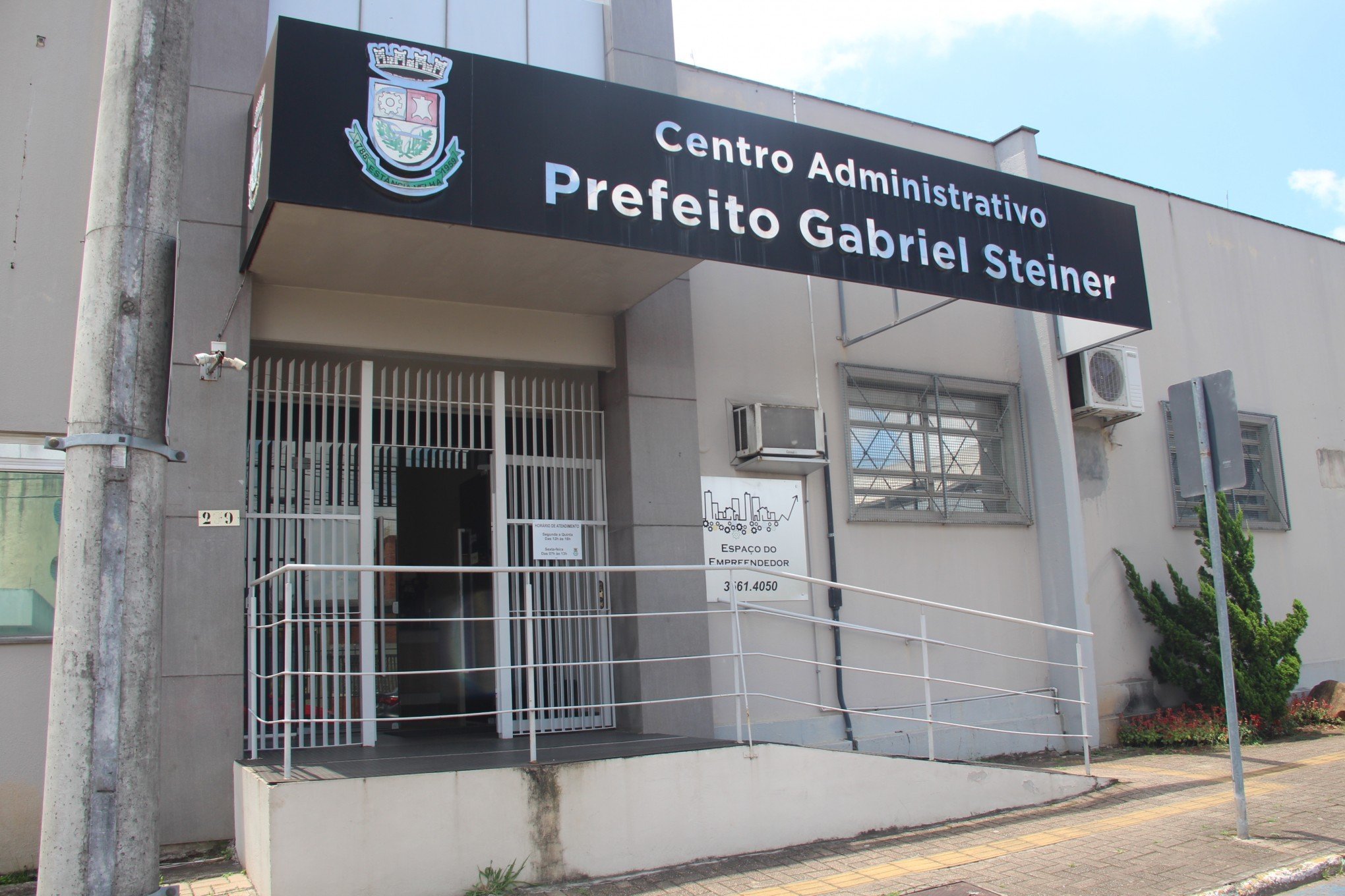 Novos CCs e mudanças na administração podem custar mais de R$ 720 mil em Estância Velha