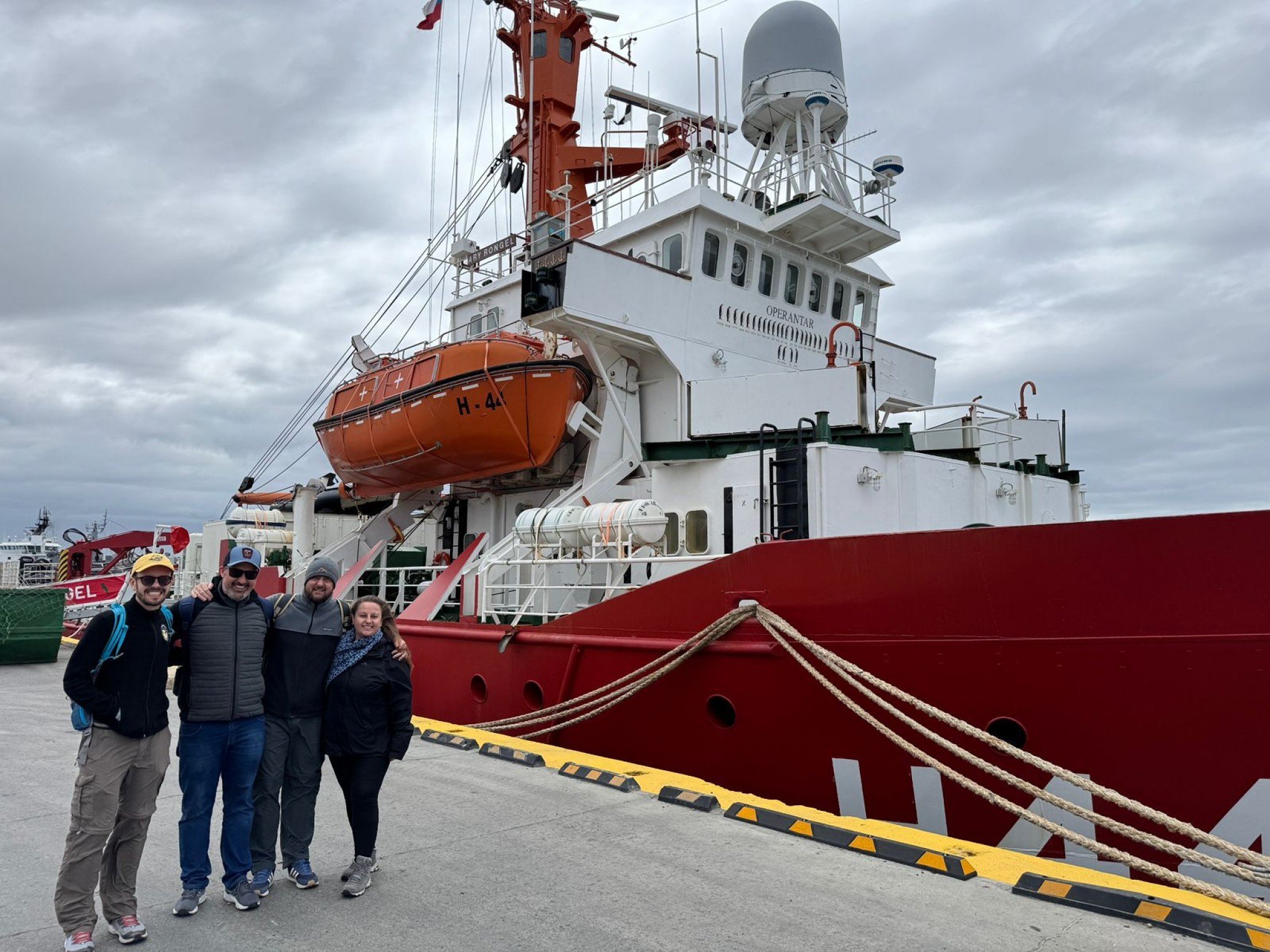 Pesquisadores da Unisinos participam de expedição à Antártica