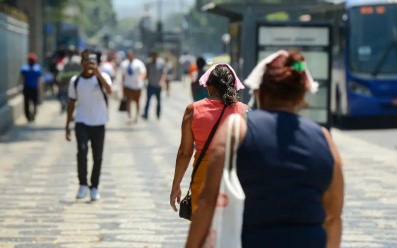 Cuidados com a saúde devem aumentar em períodos de muito calor | abc+