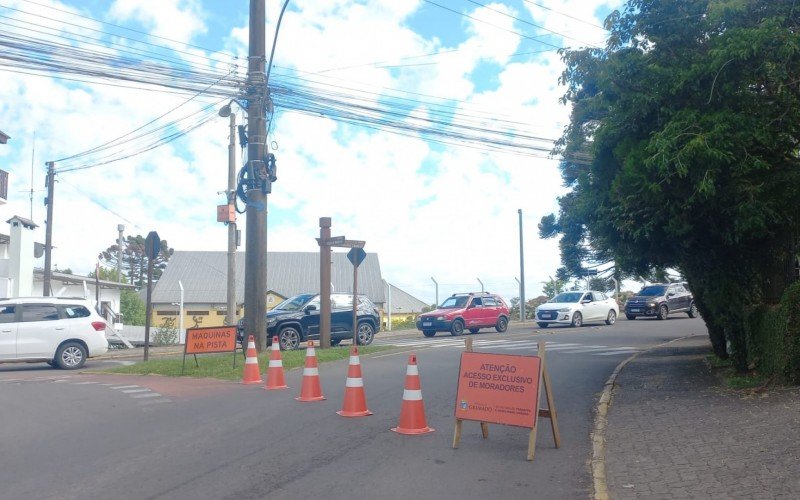 Rua Emílio Leobet terá trânsito bloqueado para obras de nova adutora da Corsan