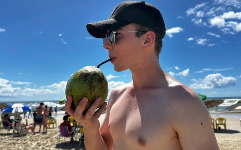 João Vitor Klein de Oliveira, 19 | abc+