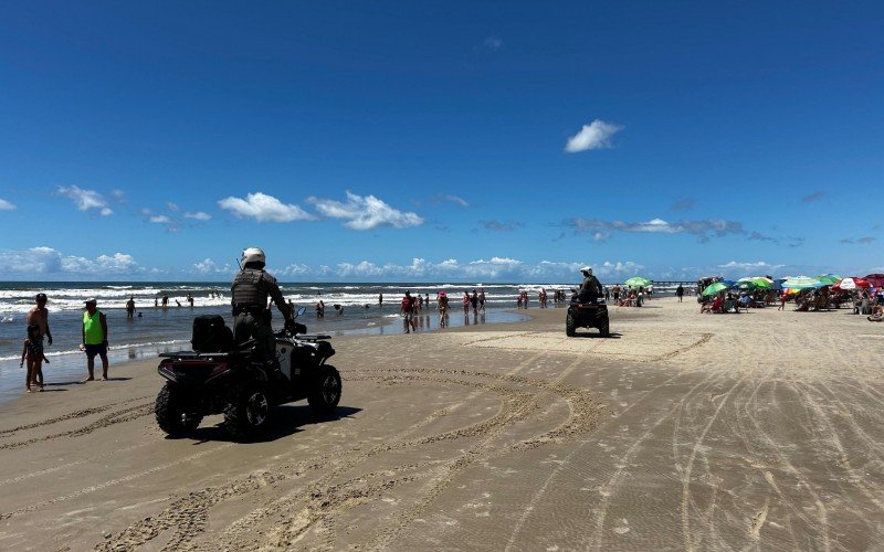 Quadriciclos são utilizados no policiamento na beira-mar | abc+