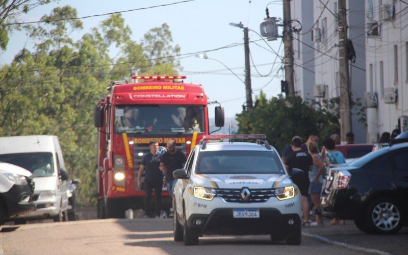 Brigada Militar e Bombeiros isolaram o local até a retirada dos artefatos | abc+