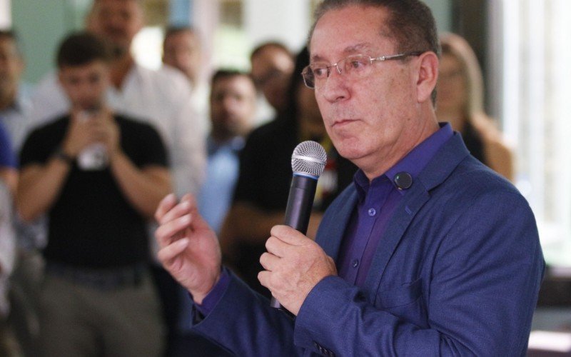 Prefeito decretou a implementação das medidas nesta sexta-feira (15) | abc+