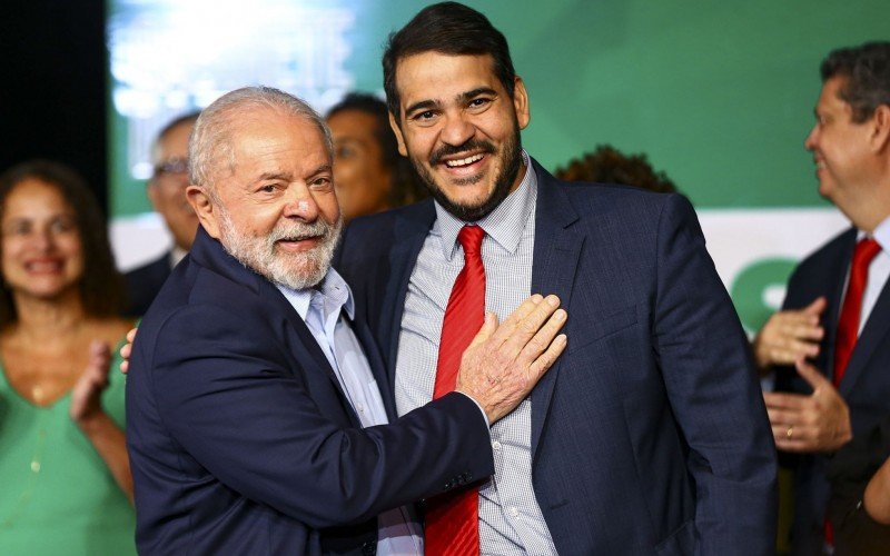 Lula e o advogado-Geral da União, Jorge Messias | abc+