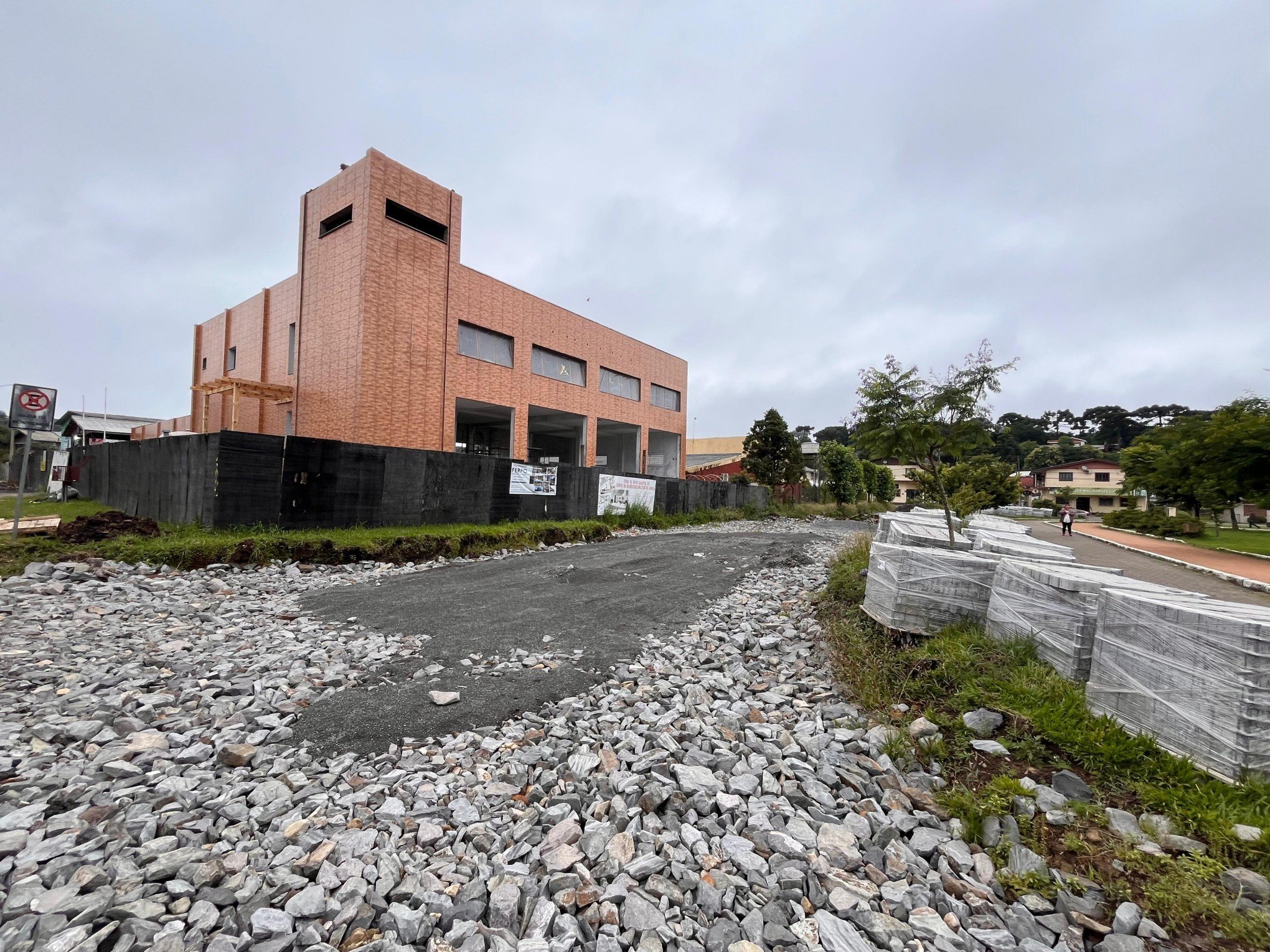 Obras do novo quartel do Corpo de Bombeiros de Canela estão novamente paralisadas