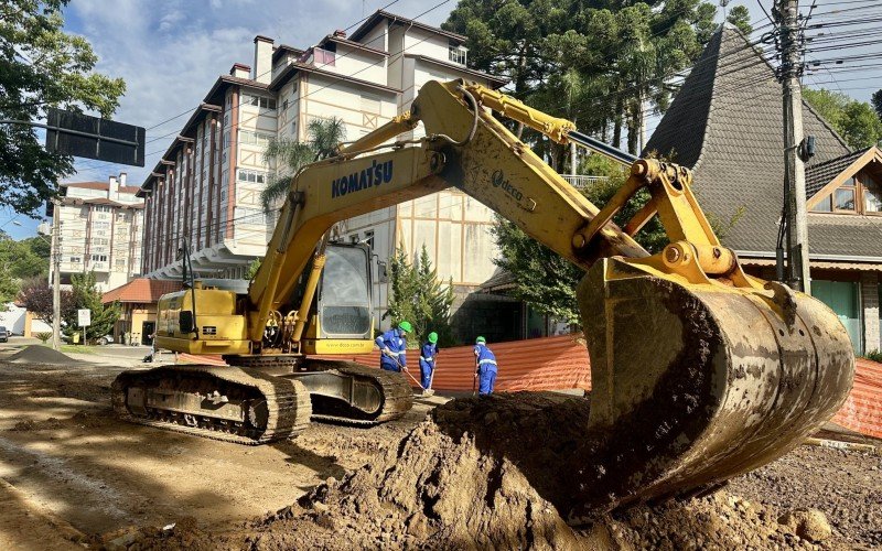 Corsan retoma obra da adutora de Gramado