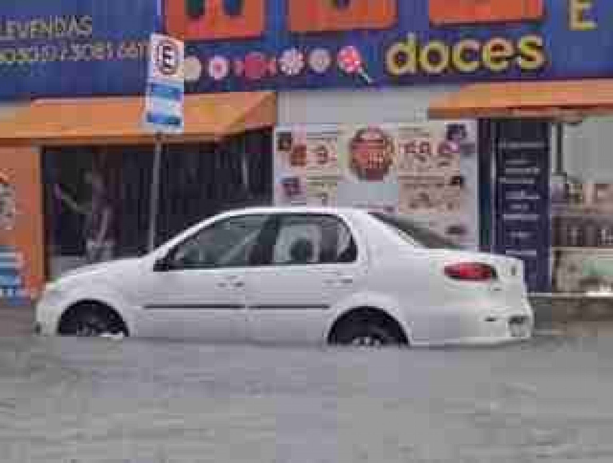 VÍDEO: Veja os estragos causados pela chuva em Balneário Camboriú