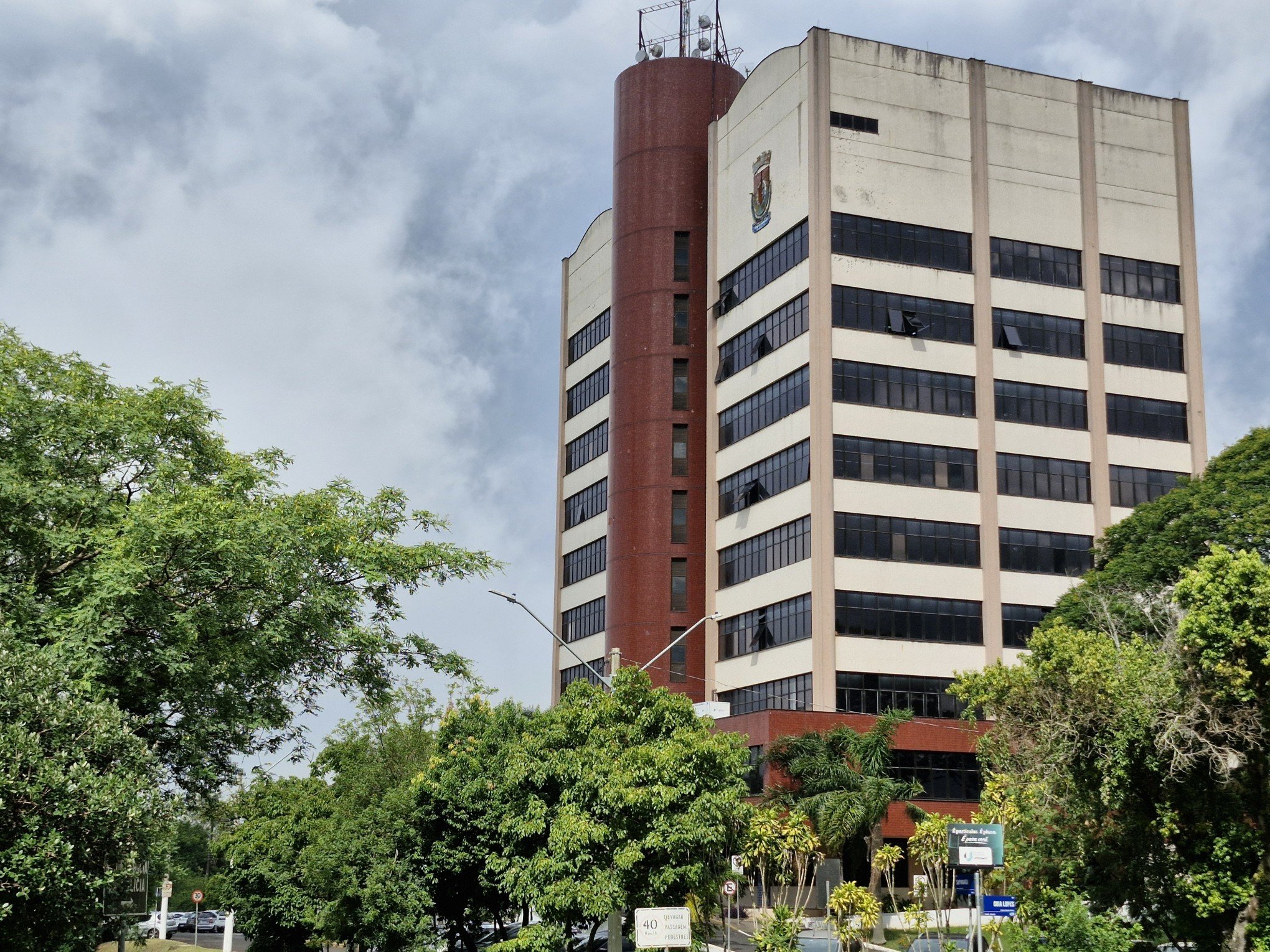 Serviços públicos e comércios: Confira como será o funcionamento na região nos primeiros dias de 2026