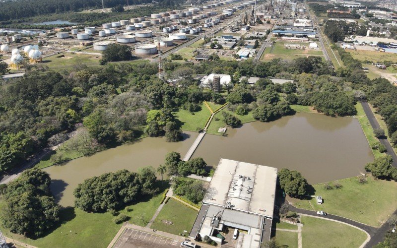 Refinaria Alberto Pasqualini, a Refap, bate recorde na produção de diesel e asfalto