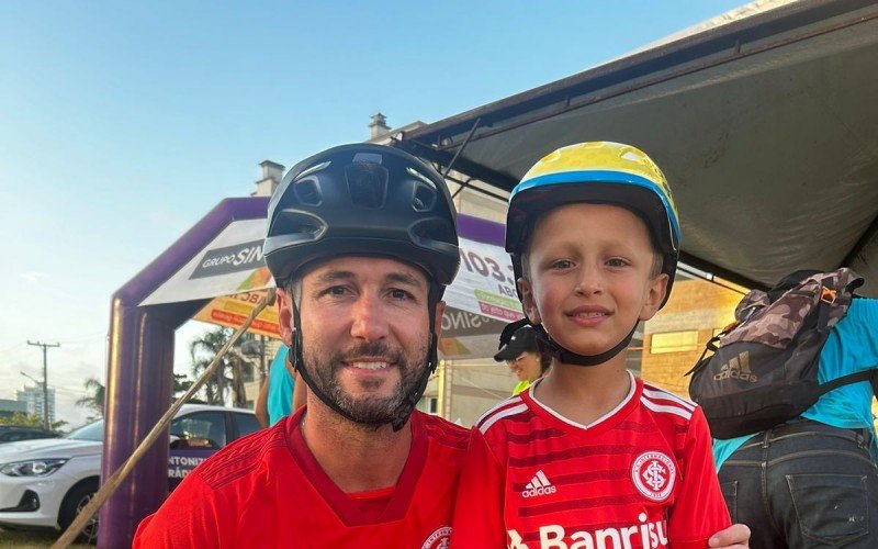 Gabriel Ferraz levou a filho Lorenzo para pedalar e incentivar ela sobre a importância do esporte | abc+