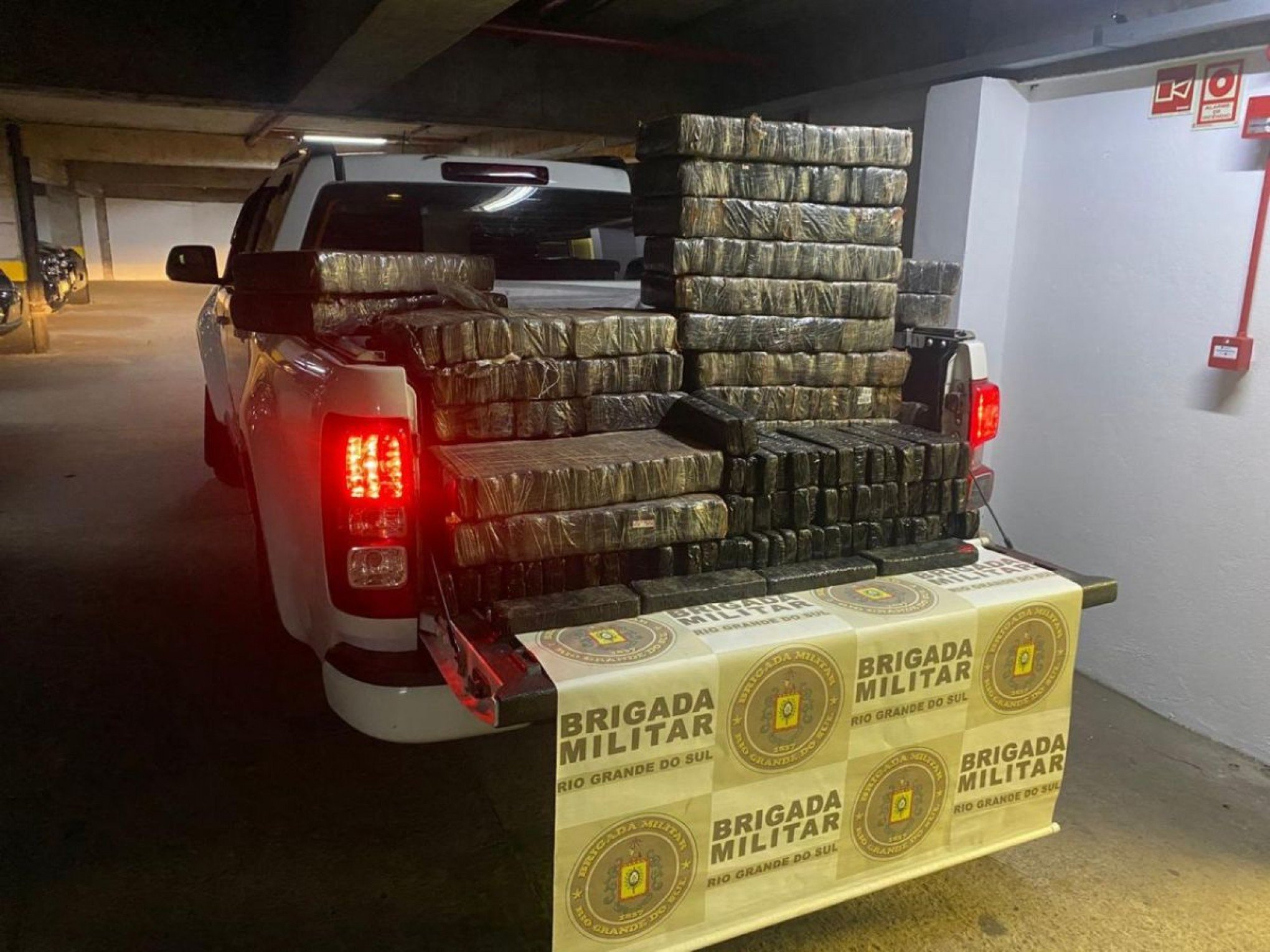 Homem é preso com mais de 400 quilos de maconha no Vale do Sinos