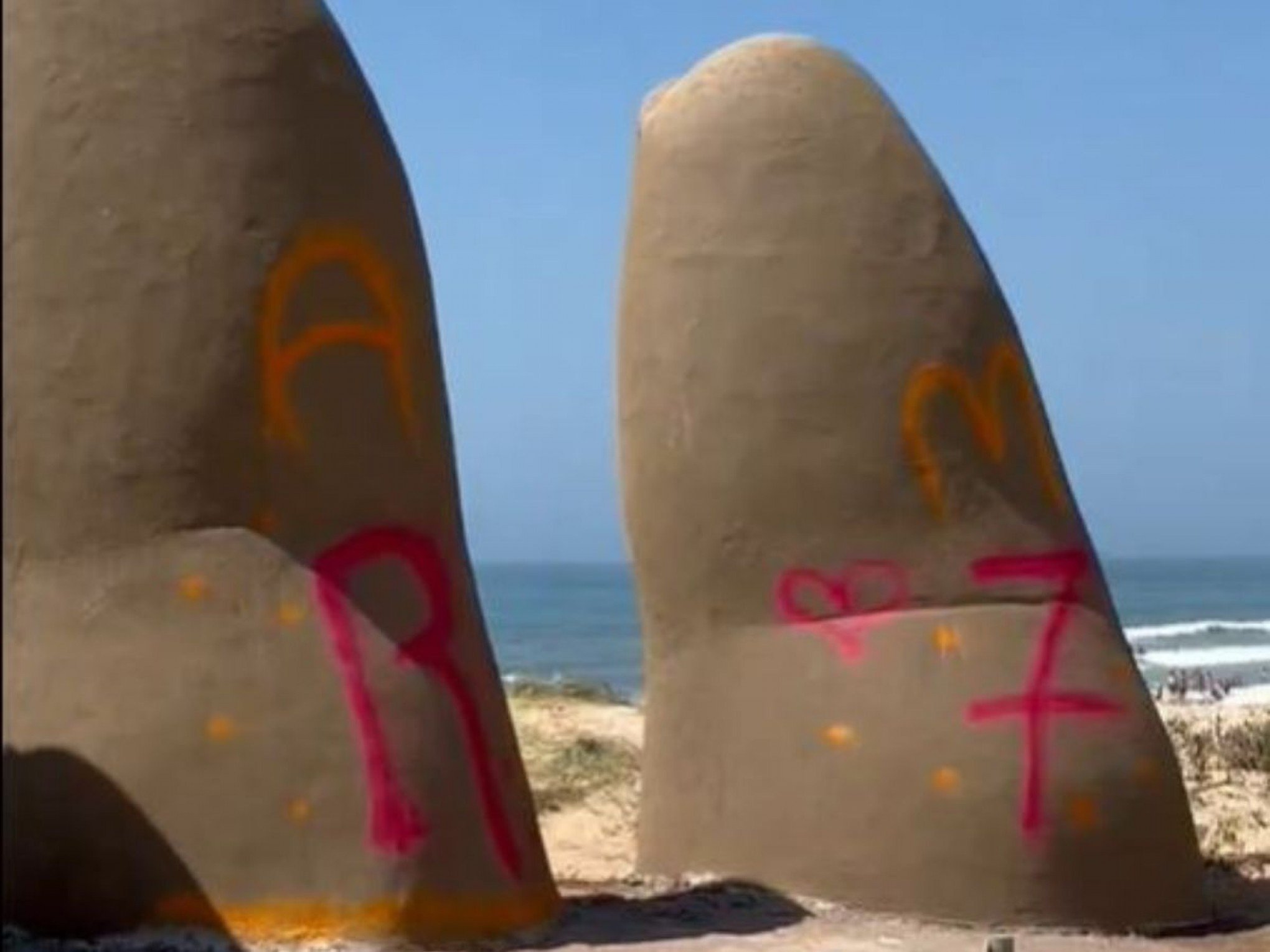 VÍDEO: Amor por Cristiano Ronaldo é declarado em ato de vandalismo no Uruguai