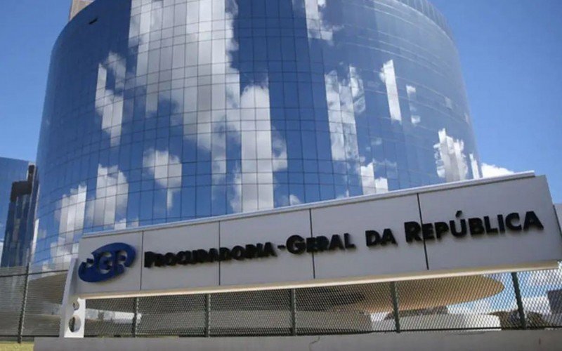  Ministério Público da União (MPU) abre 172 vagas com salários de até R$ 13,9 mil | abc+