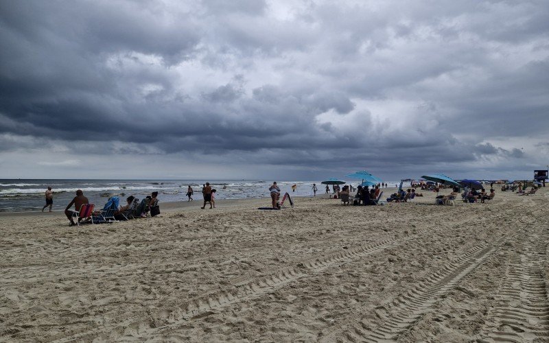 Litoral norte com tempo nublado nesta segunda-feira (20) 