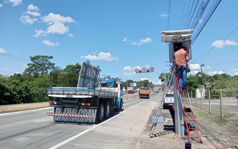 Instalação de controlador de velocidade no km 7 da 240  | abc+