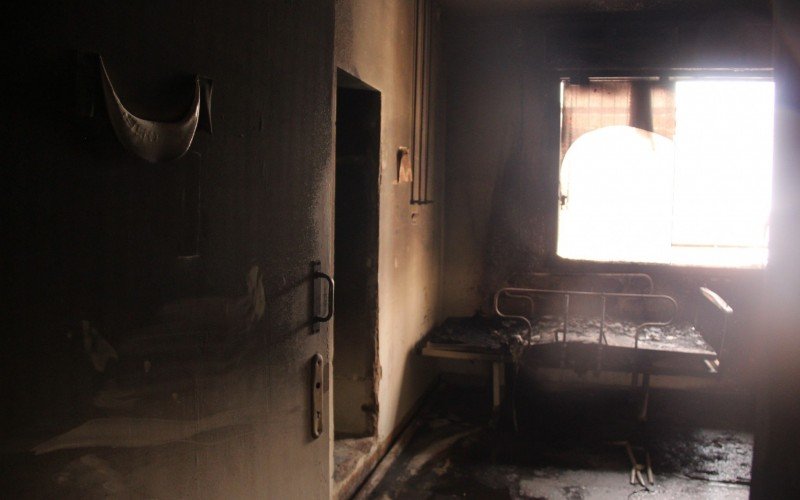 Unidade águia foi atingida por incêndio na tarde de segunda-feira (20)