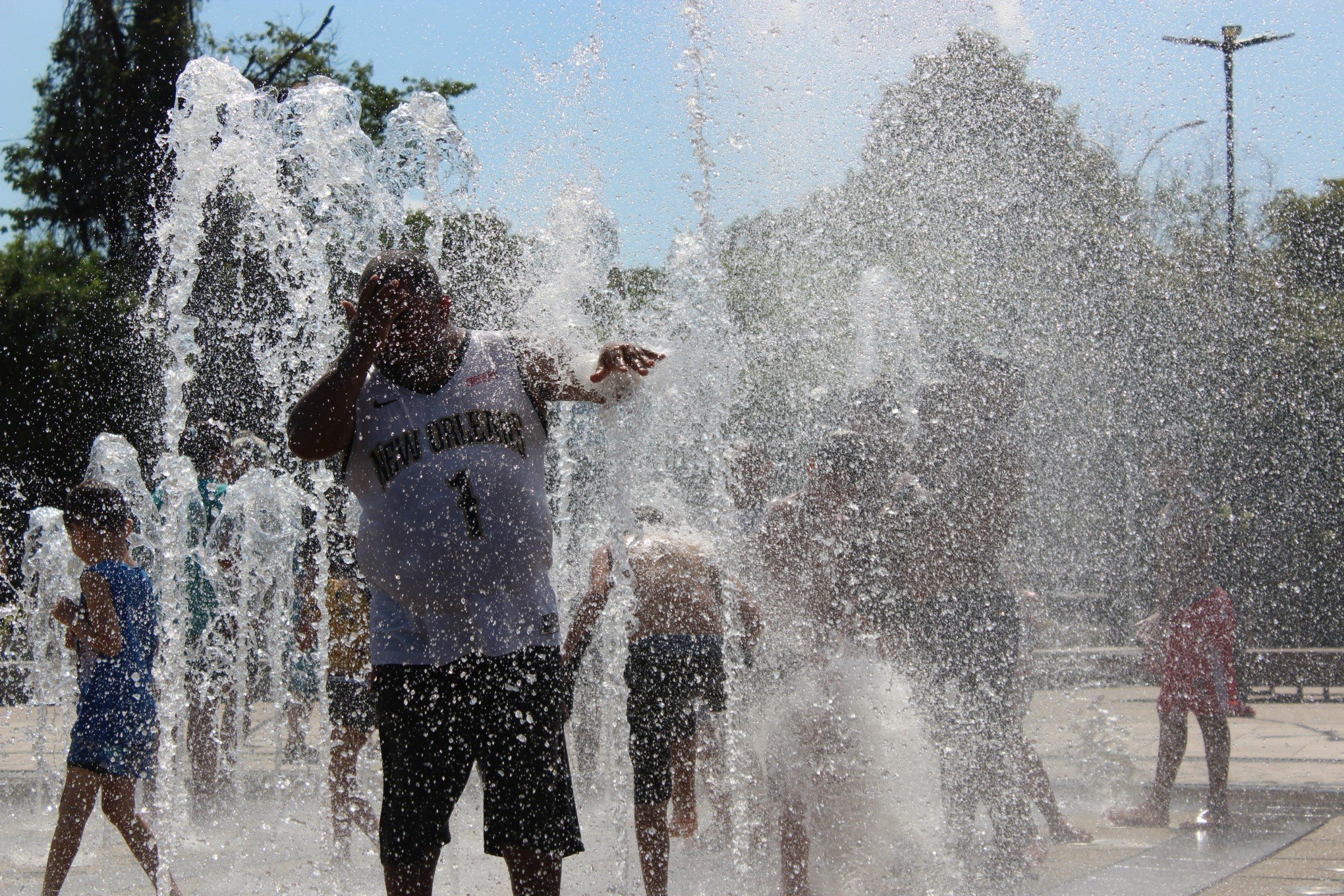 ONDA DE CALOR: Inmet emite novo alerta para o RS por conta das altas temperaturas que atingem o Estado