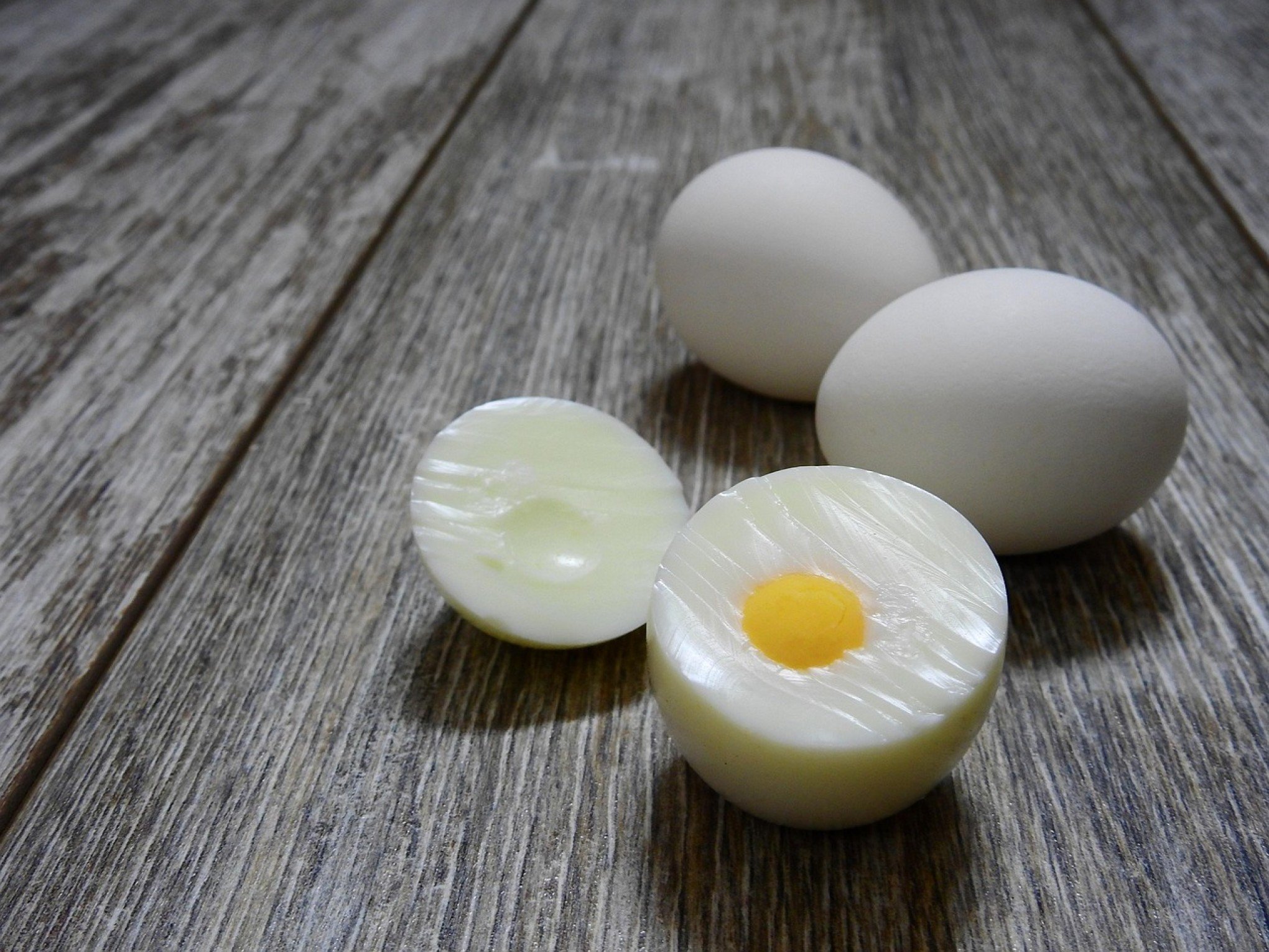 Ovo cozido é mais saudável? Veja como consumir o alimento rico em nutrientes