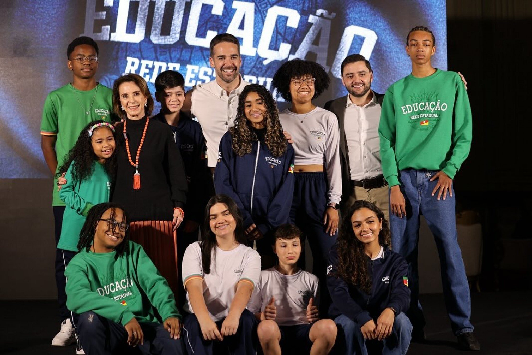 Saiba como escolher o tamanho dos novos uniformes da rede estadual; prazo está perto do fim