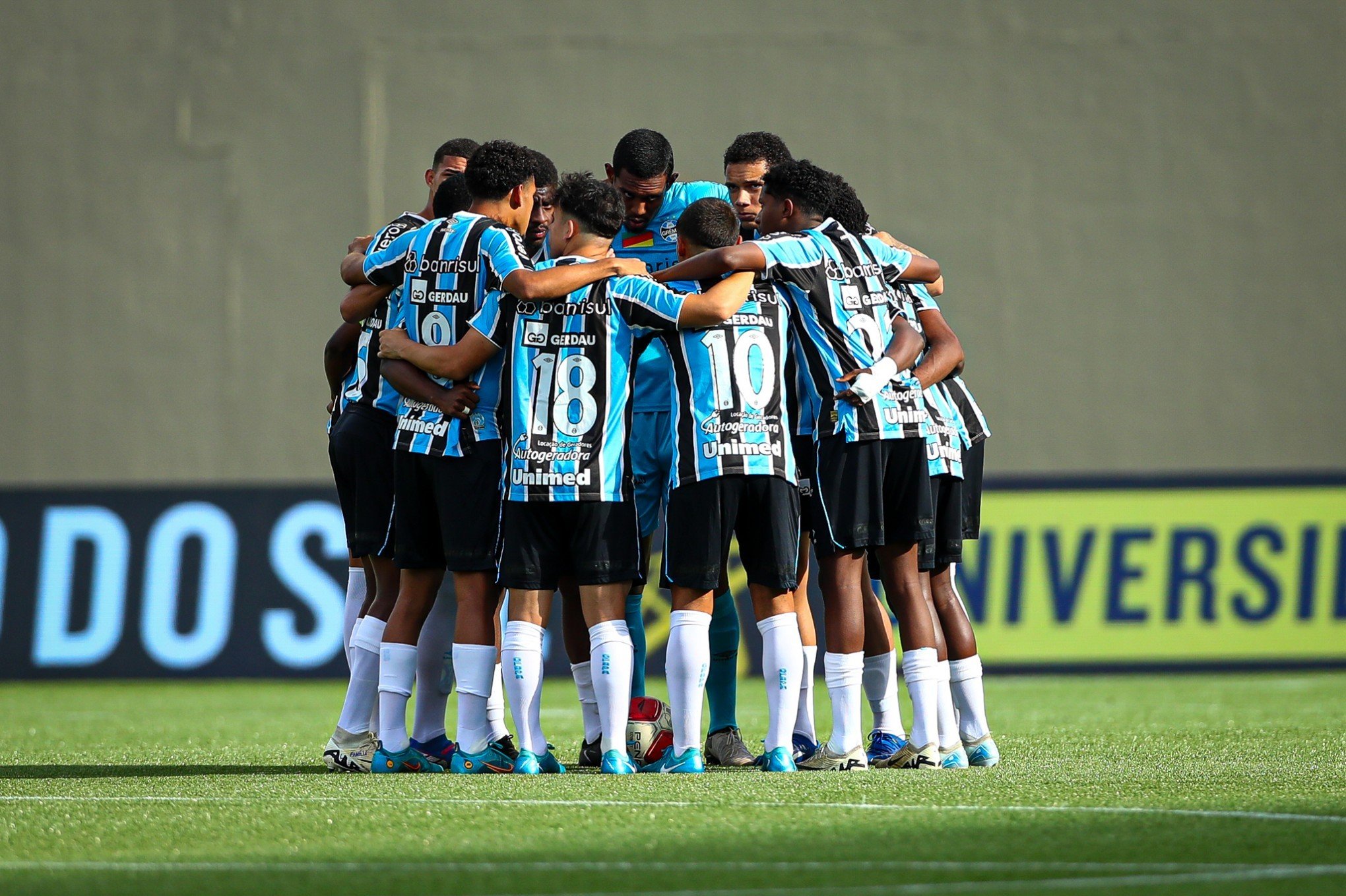 Grêmio perde para o Corinthians e é eliminado da Copinha