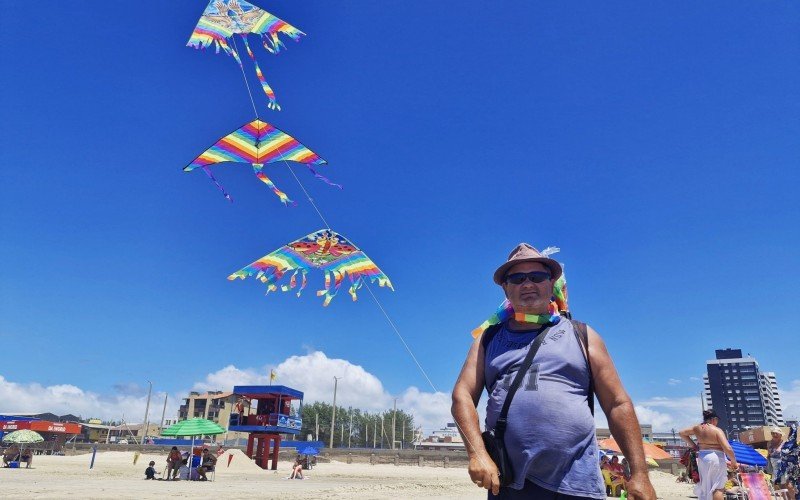 Luis Carlos vende pipas nas praias há mais de 15 anos | abc+