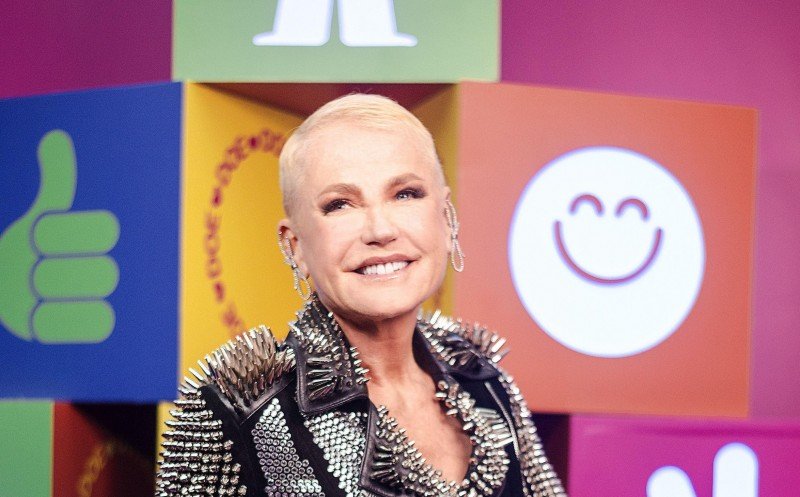 Xuxa recebe alta após internação para cirurgia; veja seu estado de saúde