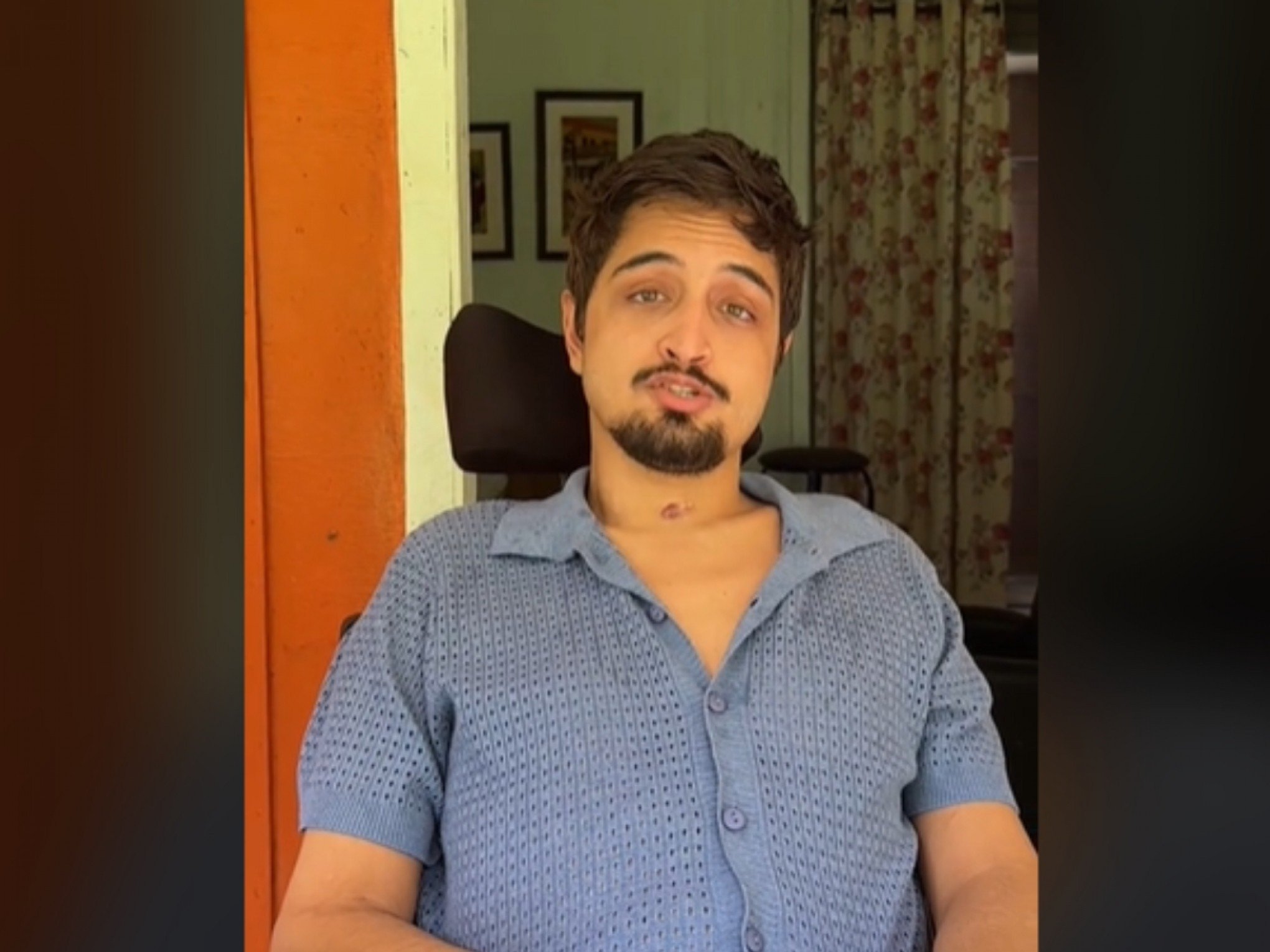 "Eu quase morri 6 vezes": Conheça a história do jovem que perdeu os movimentos do corpo após sentir dor na nuca