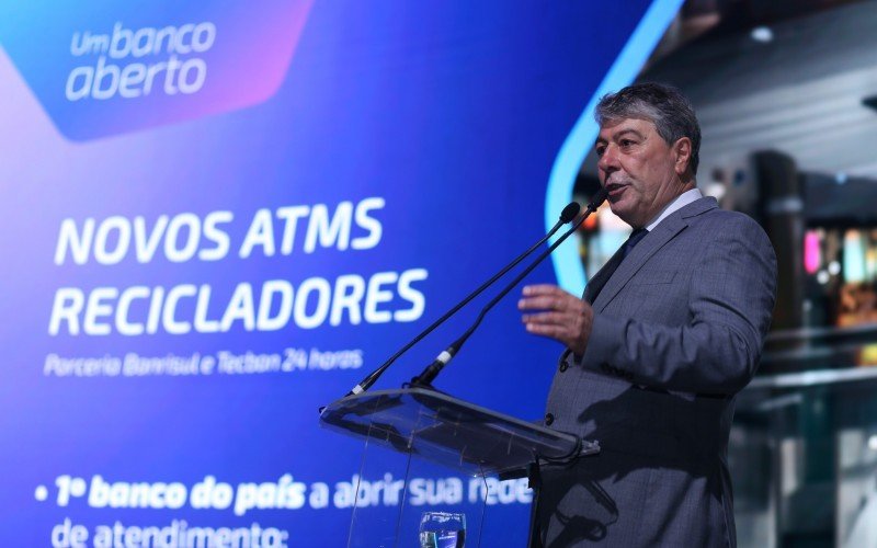 Fernando Lemos, presidente do Banrisul, apresenta as novidades do banco | abc+