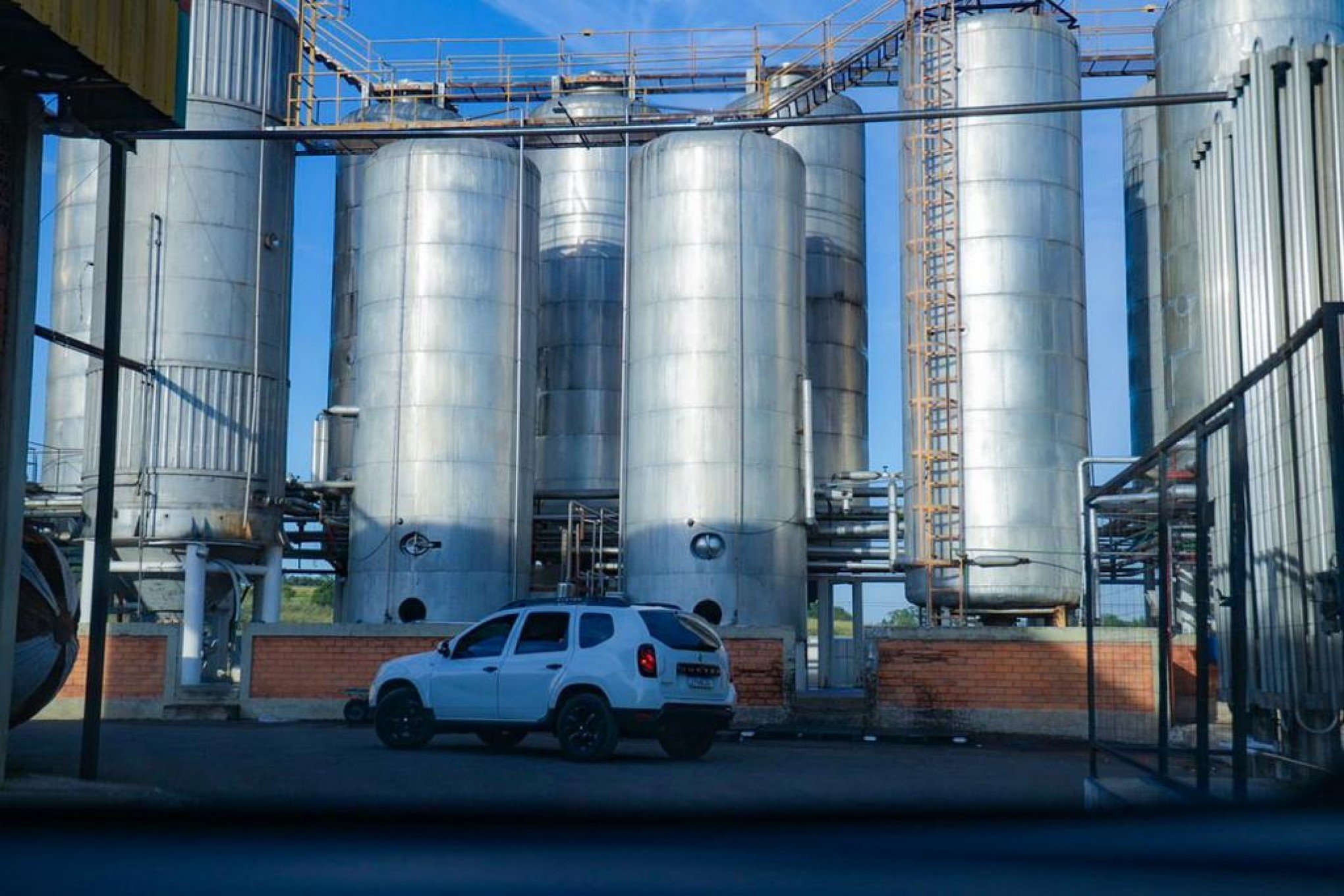 Indústria de bebidas suspeita de sonegar R$ 200 milhões é alvo de operação no RS