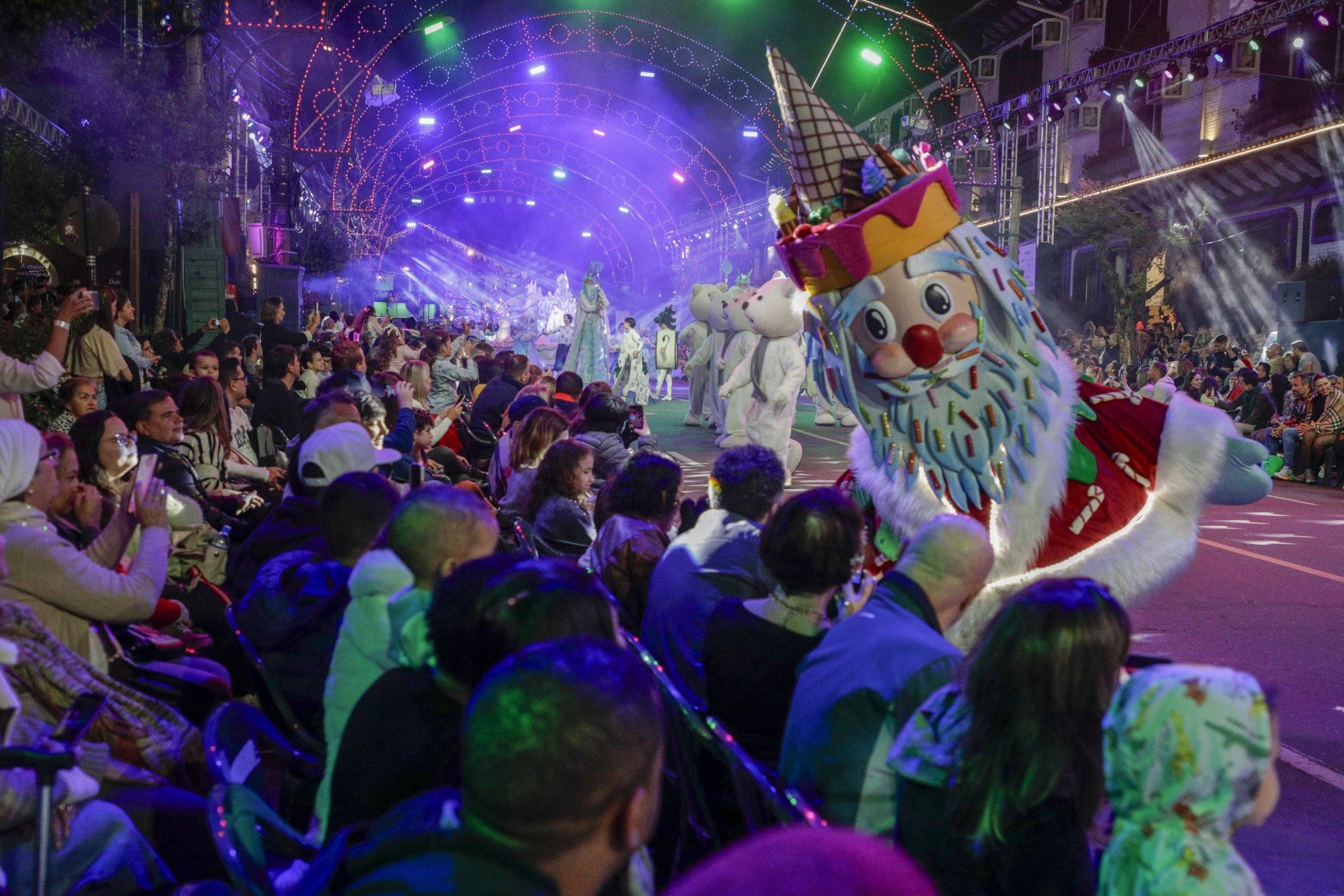 Natal Luz de Gramado movimenta público de 2 milhões de pessoas em 88 dias de evento