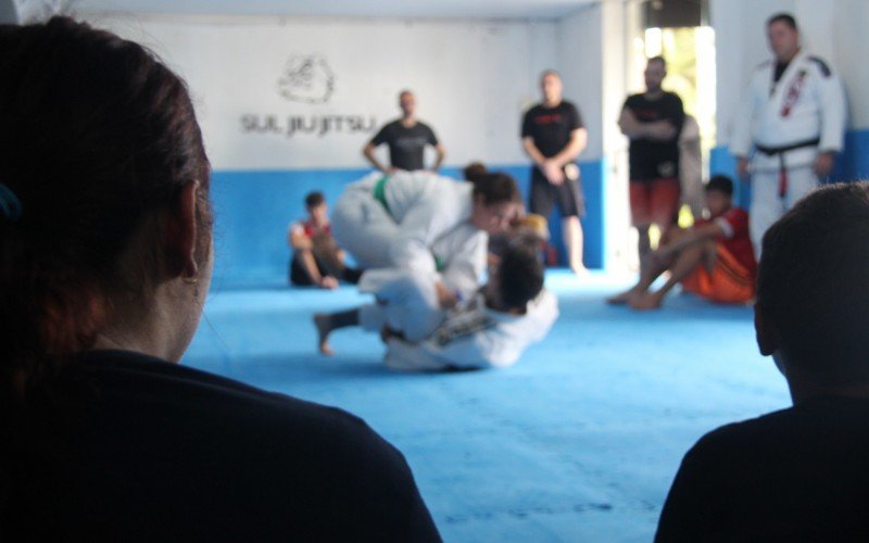 Projeto leva jiu-jitsu para jovens acolhidos em abrigos de Novo Hamburgo e Campo Bom