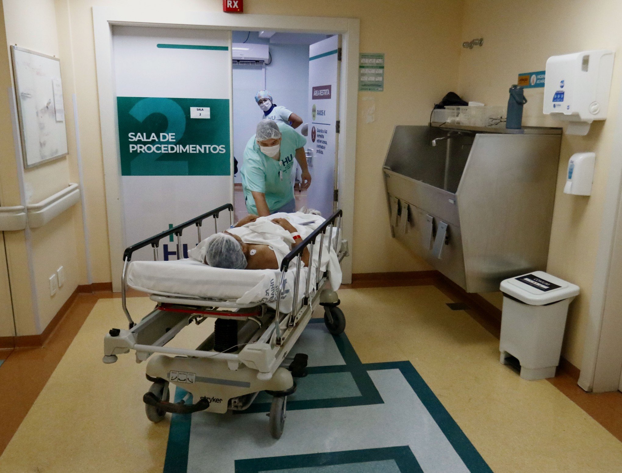 Hospital Universitário promove mutirão de cateterismos e garante 45 procedimentos
