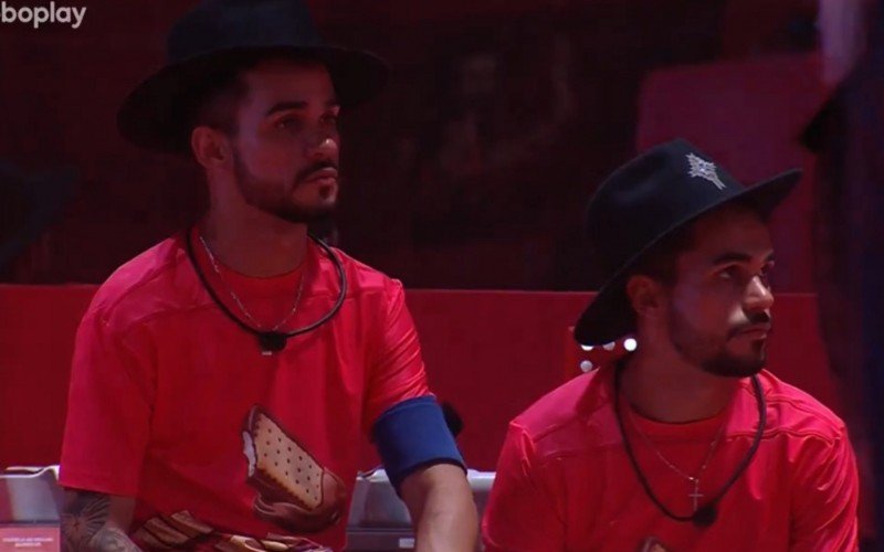 Dupla de gêmeos João Gabriel e João Pedro falaram mal de funk na festa do BBB 25 | abc+