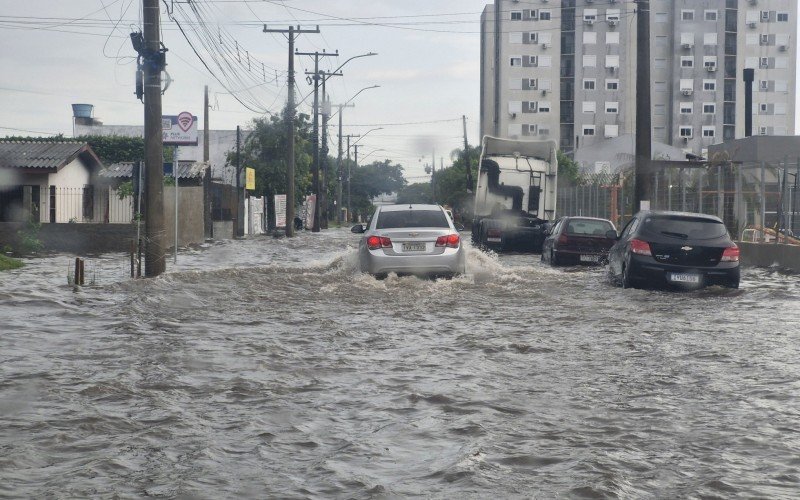  Defesa Civil emite alertas para risco de alagamentos no RS | abc+