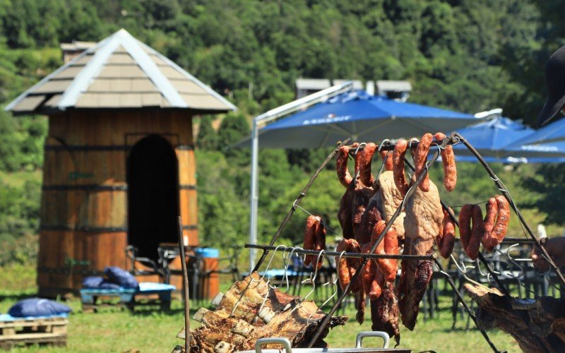 Festa da Vindima promete experiências com direito à farta gastronomia, vinhos e espumantes