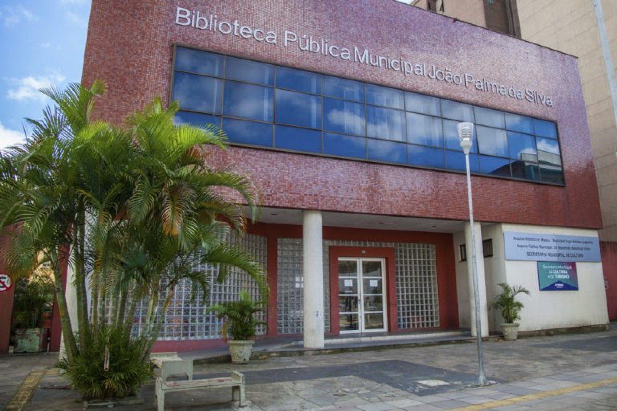 Arquivo Histórico e Museu de Canoas, junto a Biblioteca Pública Municipal João Palma da Silva | abc+