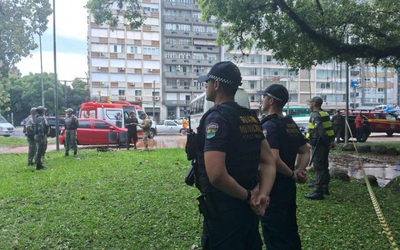 Suspeita de artefato explosivo na Redenção faz área de Porto Alegre ser isolada pelo Bope | abc+