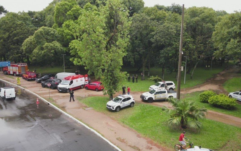 Suspeita de artefato explosivo na Redenção faz área de Porto Alegre ser isolada pelo Bope | abc+