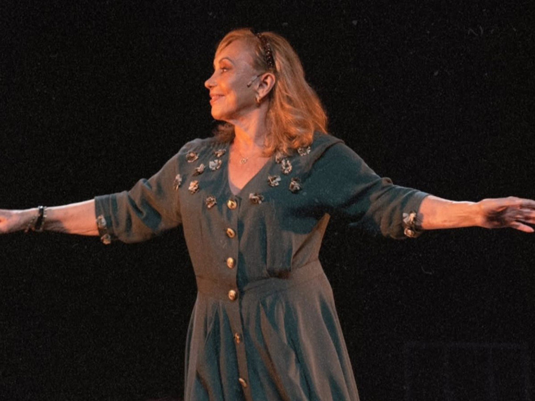 Espetáculos com Arlete Salles e Zezé Polessa agitam Teatro Feevale em fevereiro; confira programação