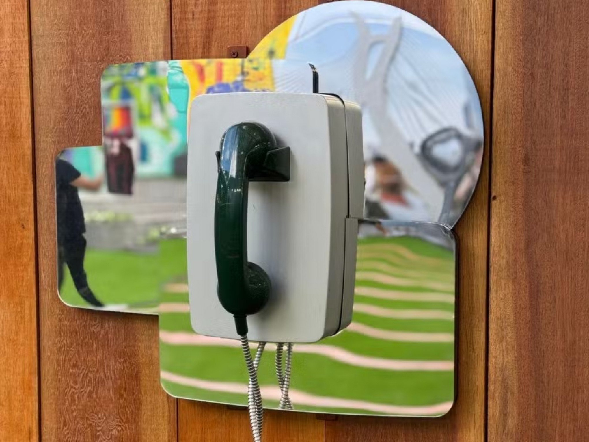 BBB: Dupla atende Big Fone e ganha surpresa totalmente inédita que pode mudar o rumo do jogo de toda a casa; entenda